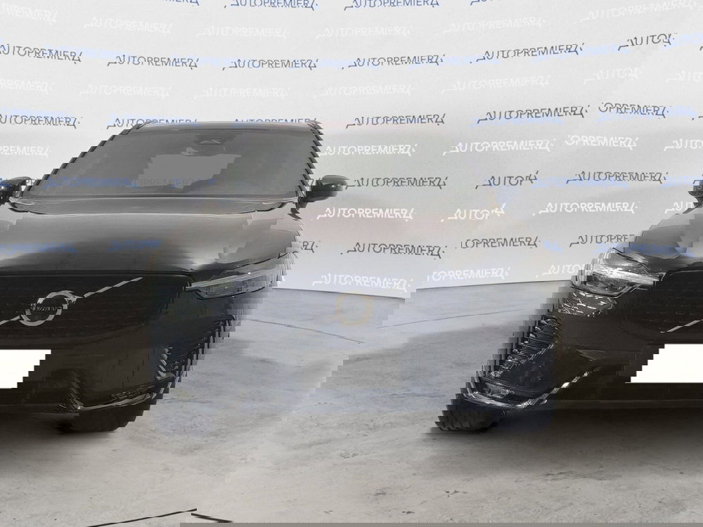 Volvo XC60 nuova a Como (2)