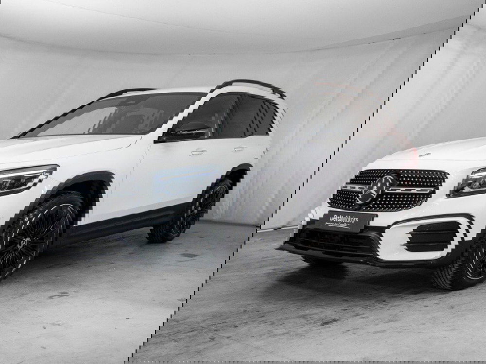 Mercedes-Benz GLB nuova a Macerata