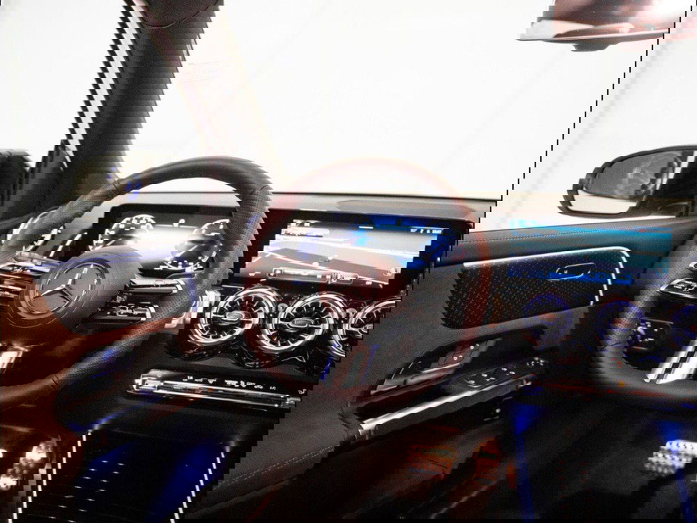 Mercedes-Benz GLB nuova a Macerata (16)