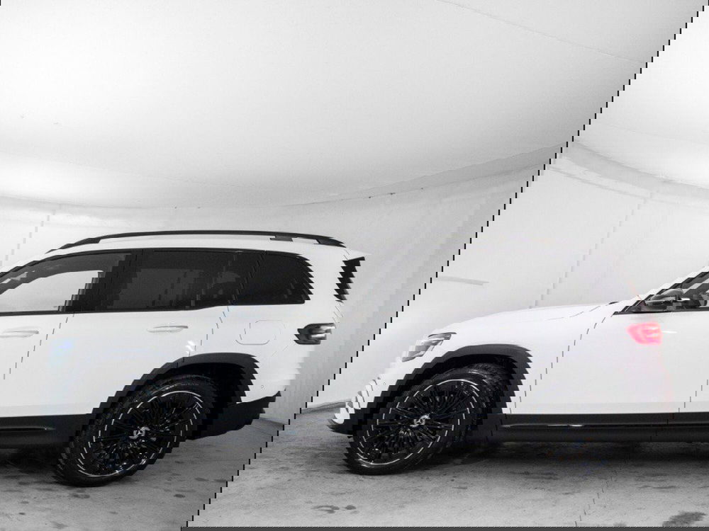 Mercedes-Benz GLB nuova a Macerata (2)