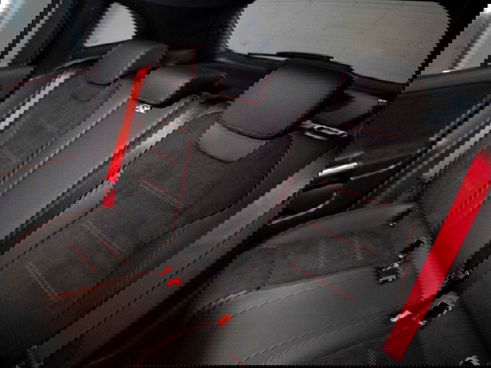 Mercedes-Benz GLA SUV nuova a Macerata (13)