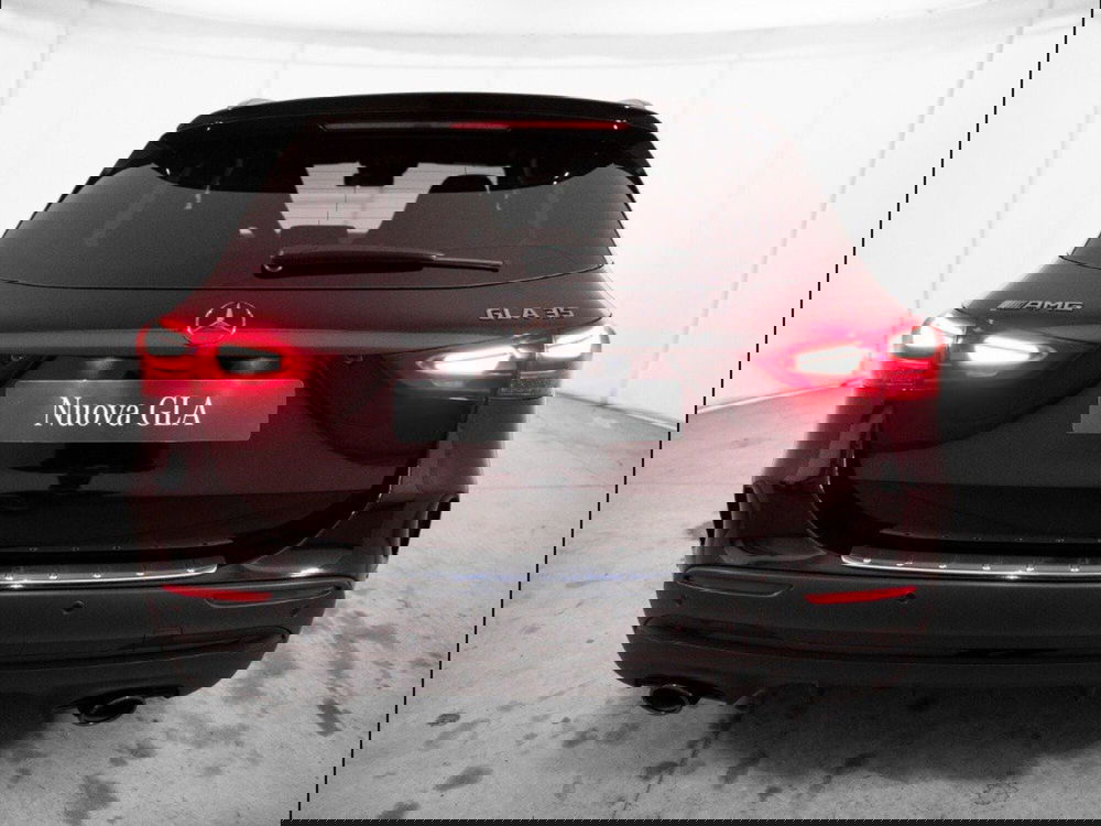 Mercedes-Benz GLA SUV nuova a Macerata (3)