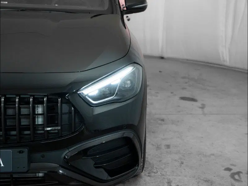 Mercedes-Benz GLA SUV nuova a Macerata (6)