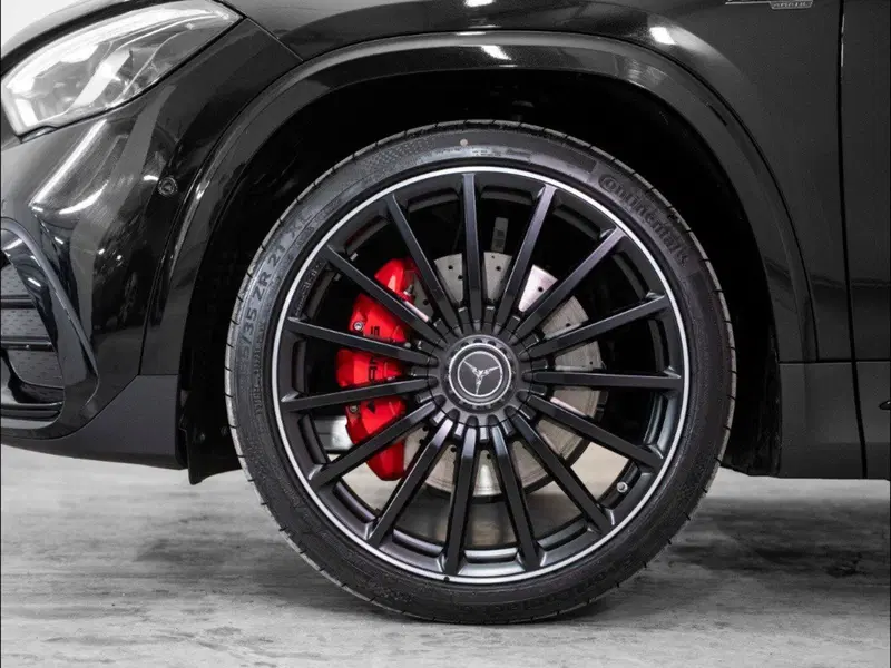 Mercedes-Benz GLA SUV nuova a Macerata (7)