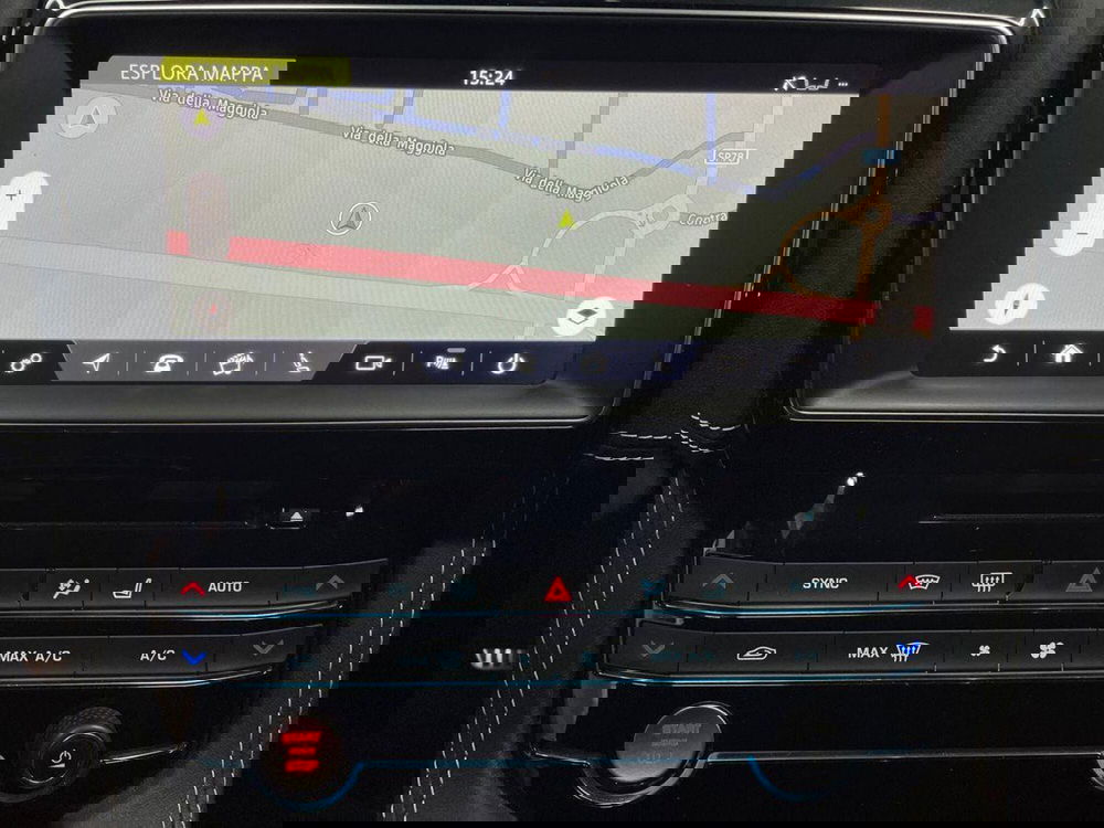 Jaguar F-Pace usata a Ancona (15)