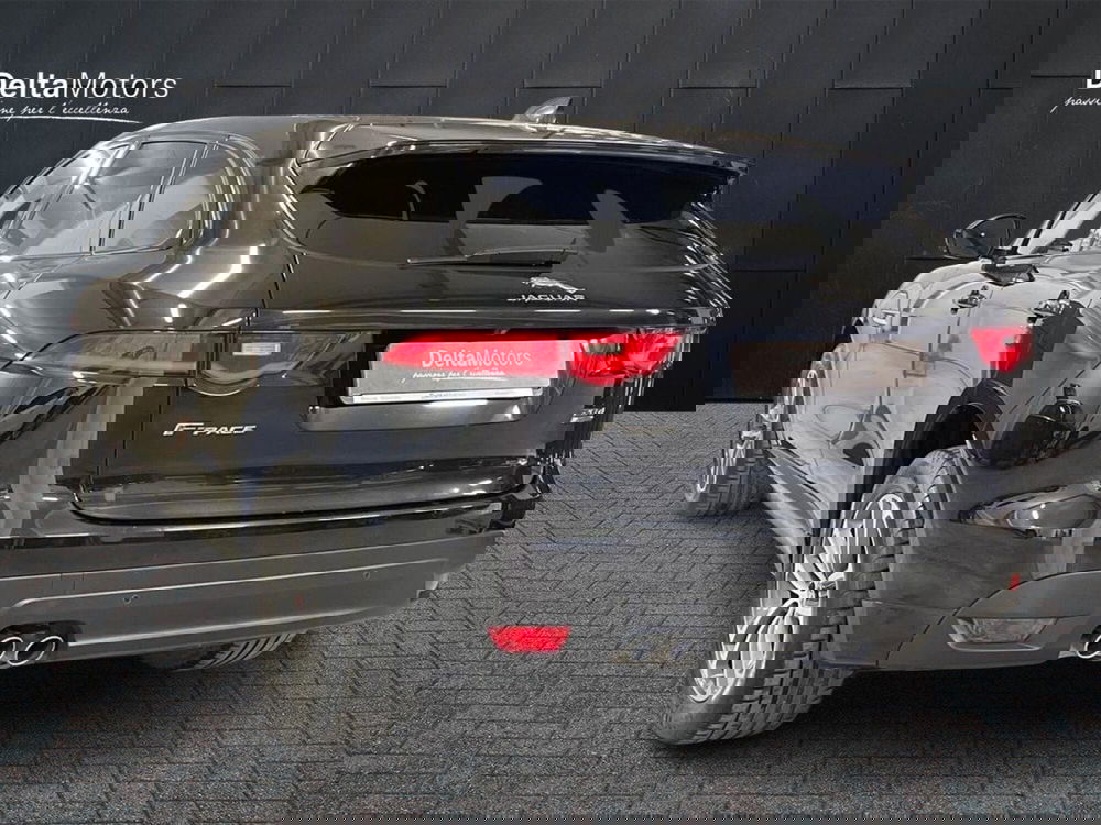 Jaguar F-Pace usata a Ancona (3)