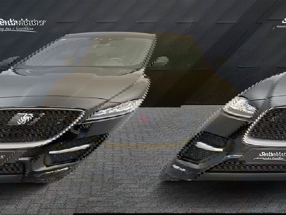 Jaguar F-Pace usata a Ancona (6)