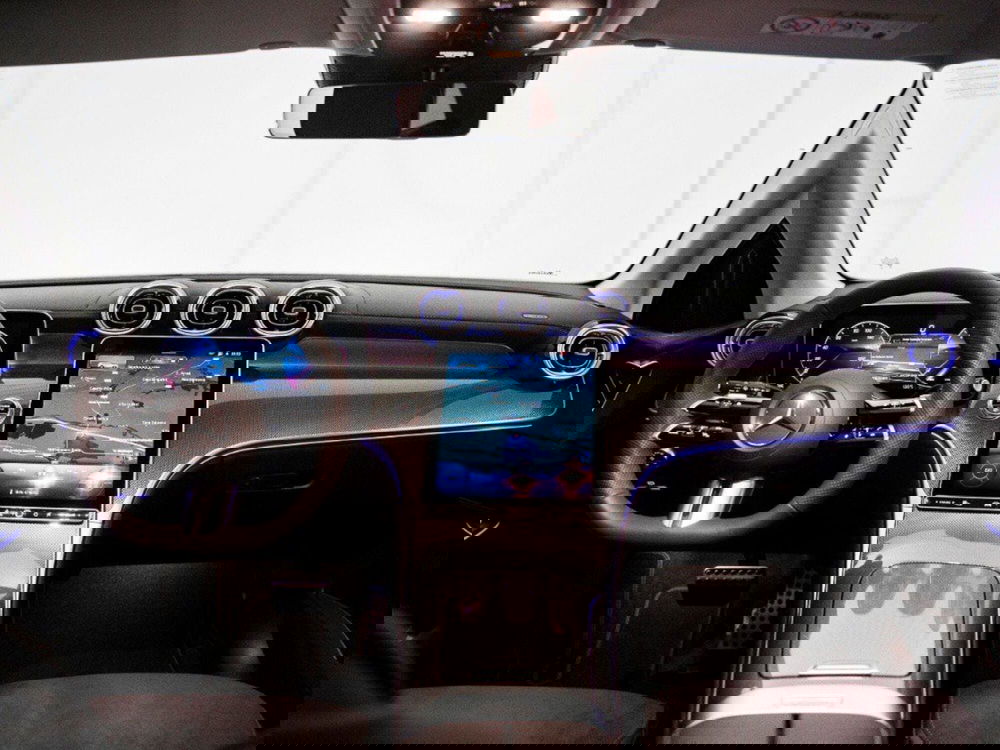 Mercedes-Benz GLC SUV nuova a Macerata (14)