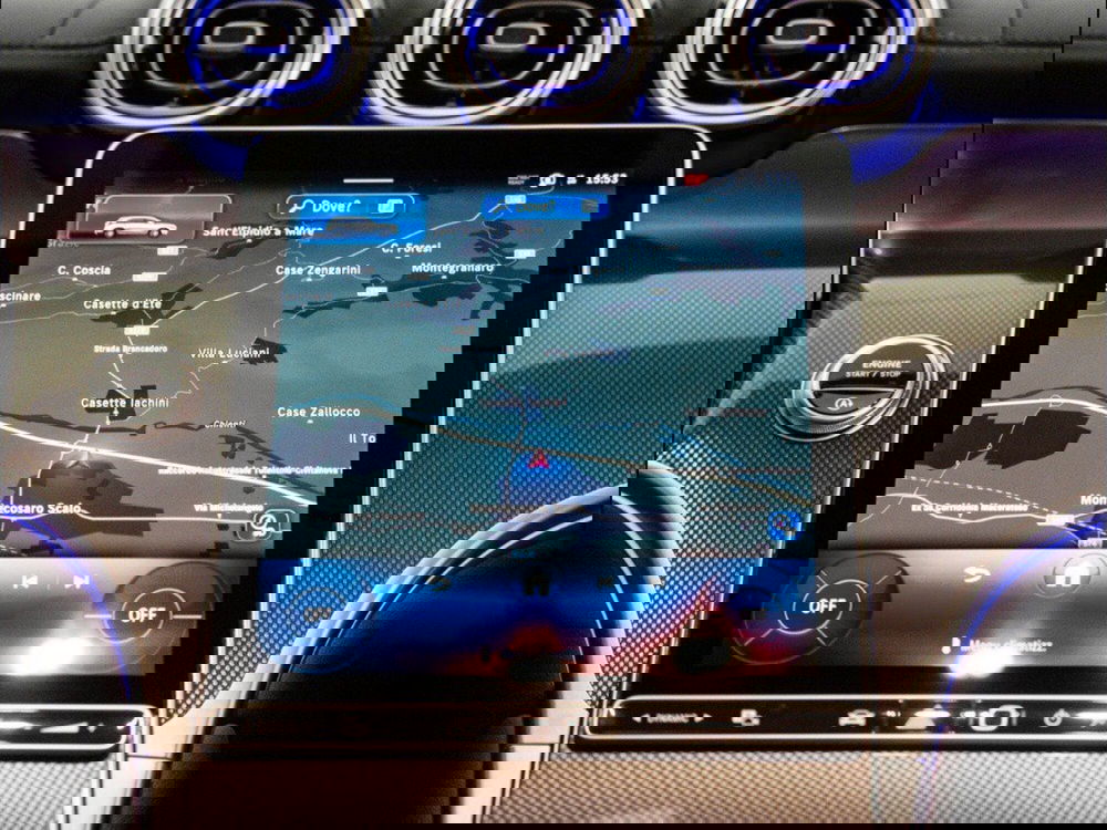 Mercedes-Benz GLC SUV nuova a Macerata (18)