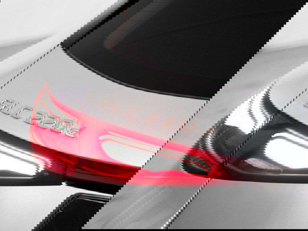 Mercedes-Benz GLC SUV nuova a Macerata (8)