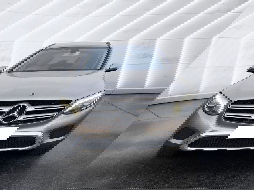 Mercedes-Benz GLC SUV usata a Salerno (3)