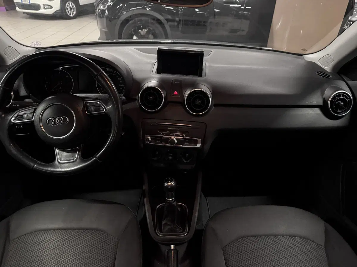 Audi A1 Sportback usata a Messina (11)