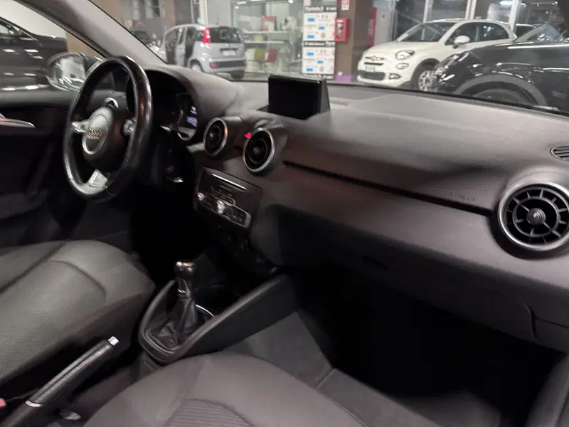 Audi A1 Sportback usata a Messina (9)