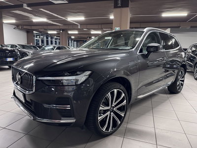 Volvo XC60 T6 Recharge AWD Plug-in Hybrid Inscription Expression del 2021 usata a Messina