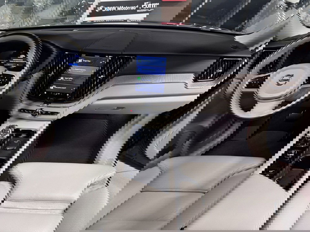 Volvo XC60 usata a Messina (11)