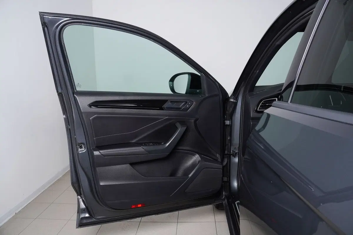 Volkswagen T-Roc usata a Perugia (13)