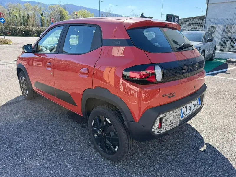 Dacia Spring usata a Brescia (5)