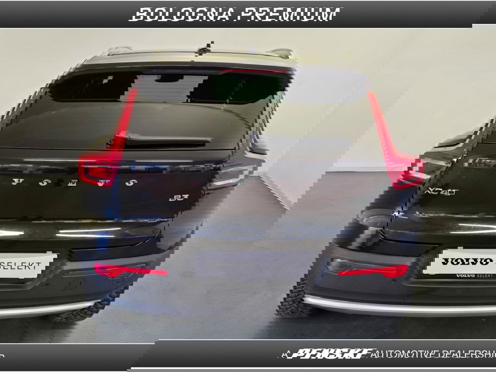 Volvo XC40 usata a Bologna (8)