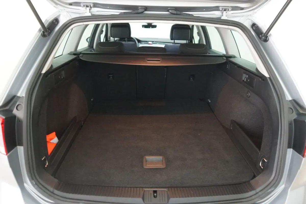 Volkswagen Passat Variant usata a Torino (7)