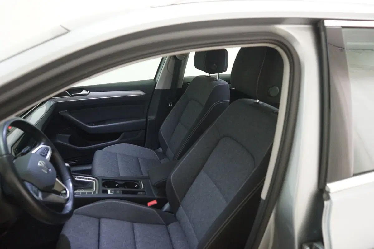 Volkswagen Passat Variant usata a Torino (9)