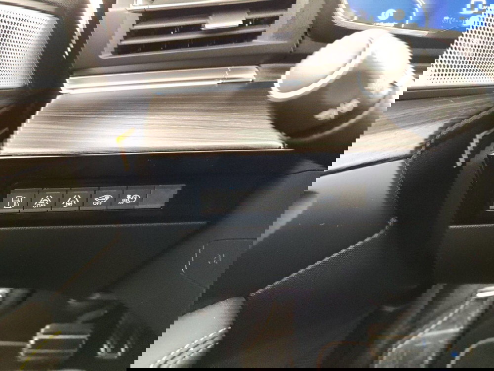 Peugeot 508 SW usata a Massa-Carrara (16)