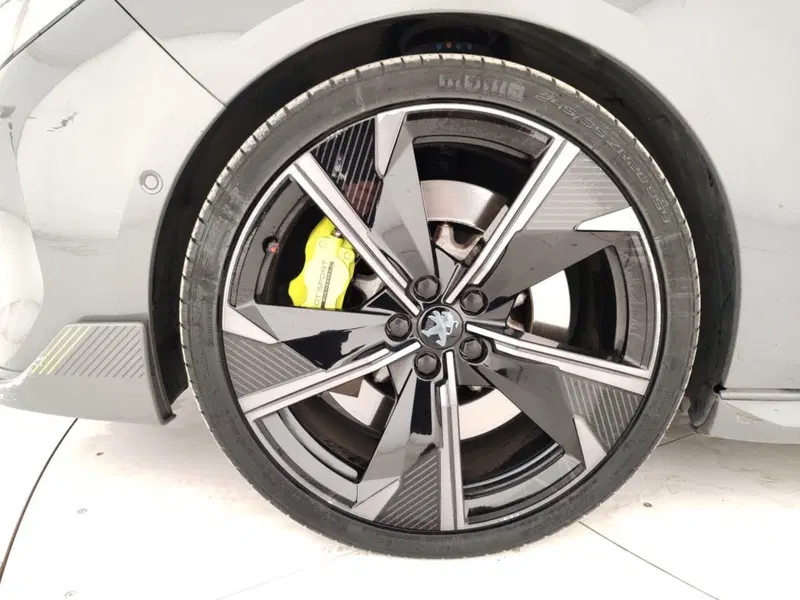 Peugeot 508 SW usata a Massa-Carrara (6)