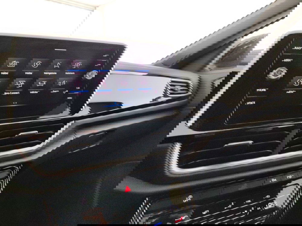 Volkswagen T-Roc usata a Massa-Carrara (12)