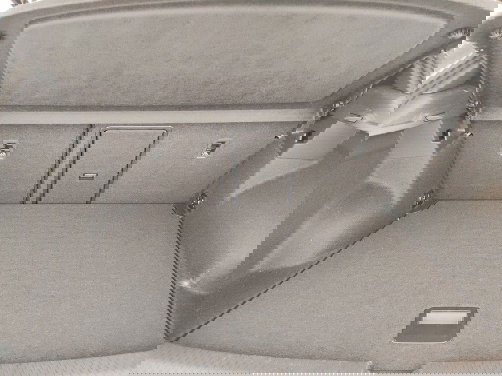 Volkswagen T-Roc usata a Massa-Carrara (15)