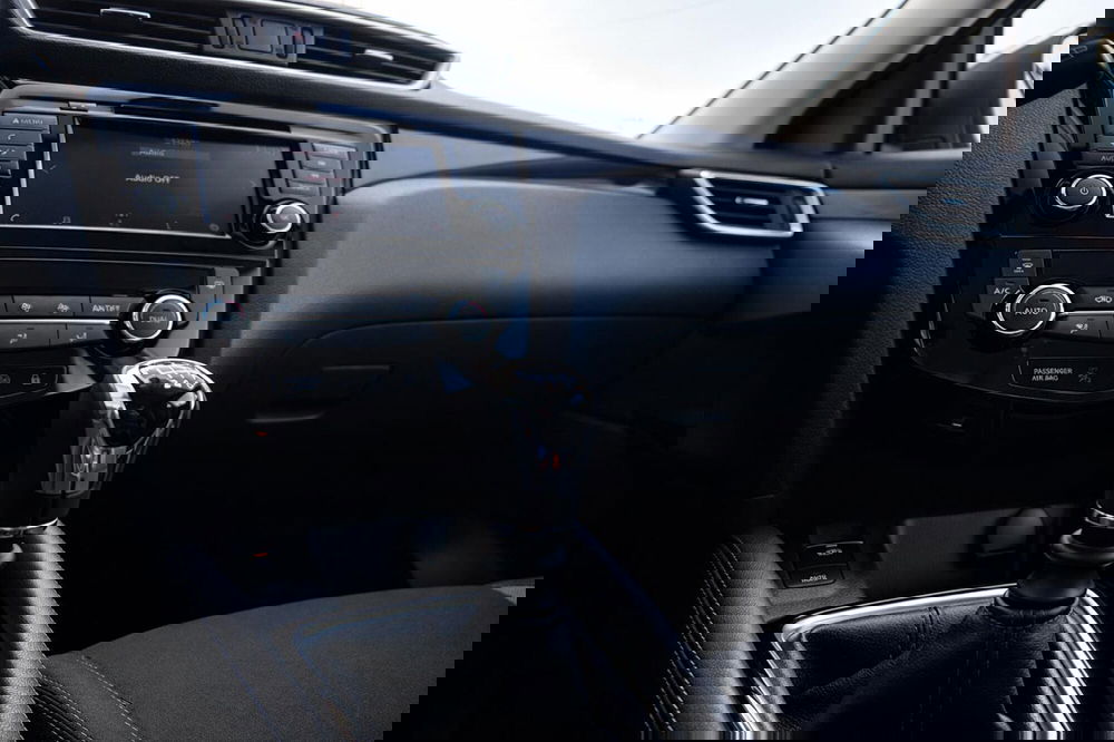 Nissan Qashqai usata a Rimini (8)