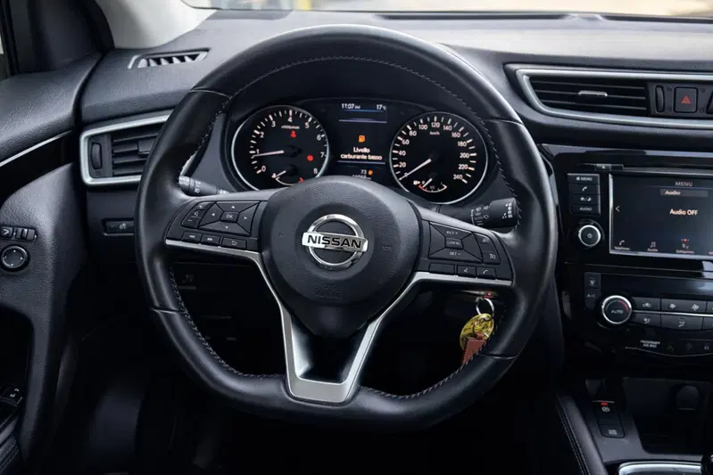 Nissan Qashqai usata a Rimini (9)