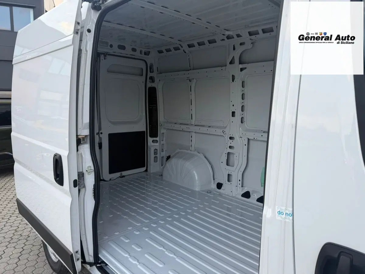 Fiat Ducato Furgone nuova a Lucca (11)