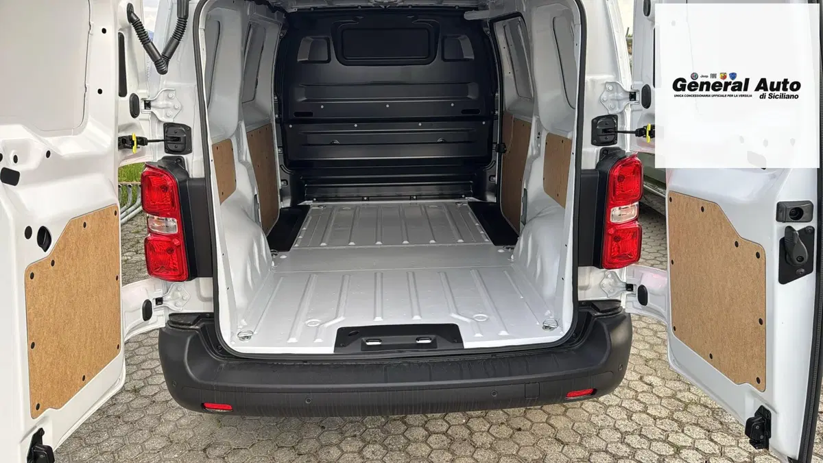 Fiat Scudo Furgone nuova a Lucca (6)