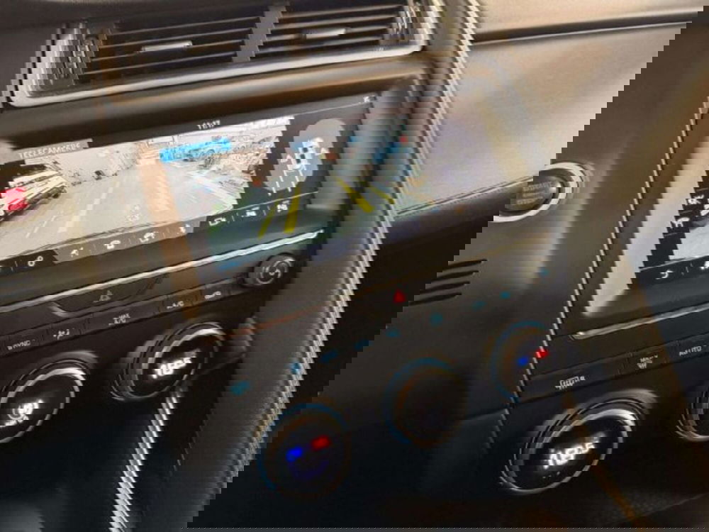 Jaguar E-Pace usata a Siena (13)