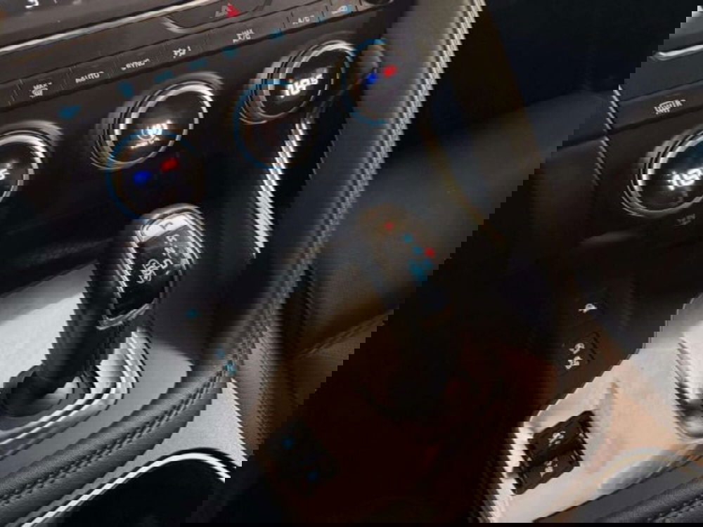 Jaguar E-Pace usata a Siena (15)