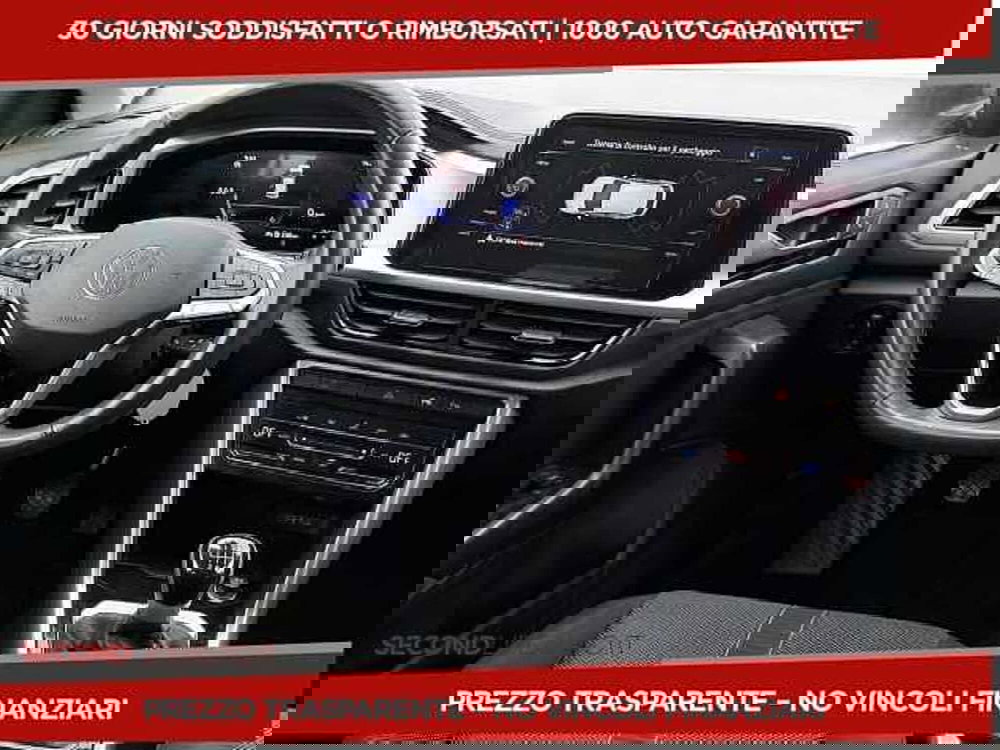 Volkswagen T-Roc usata a Chieti (9)