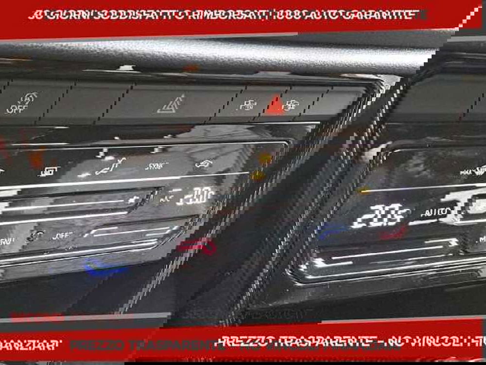 Volkswagen T-Roc usata a Chieti (11)