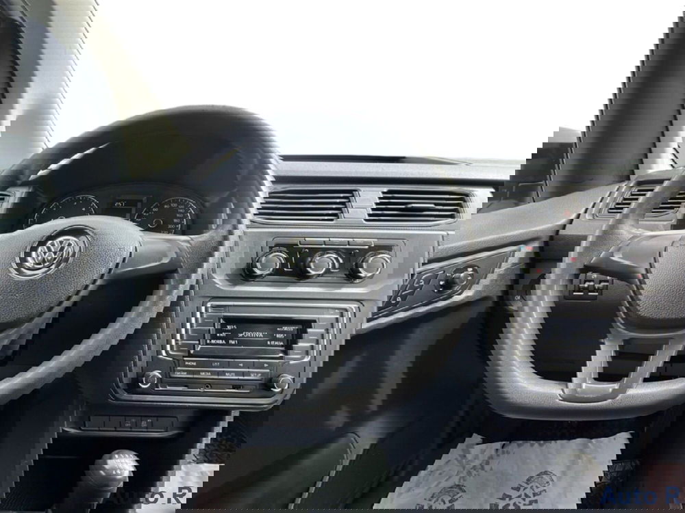 Volkswagen Veicoli Commerciali Caddy usata a Potenza (11)