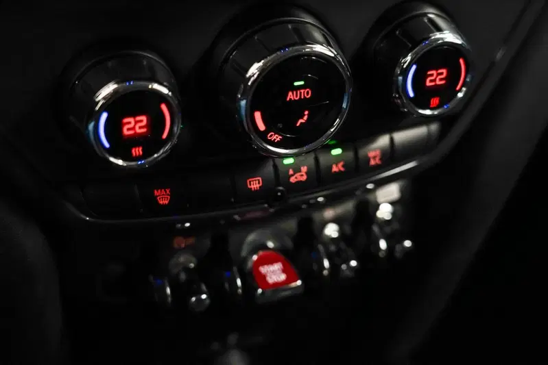 MINI Mini Countryman usata a Varese (20)