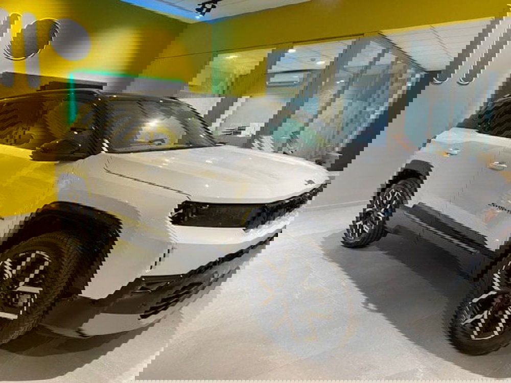 Jeep Compass nuova a Benevento (5)