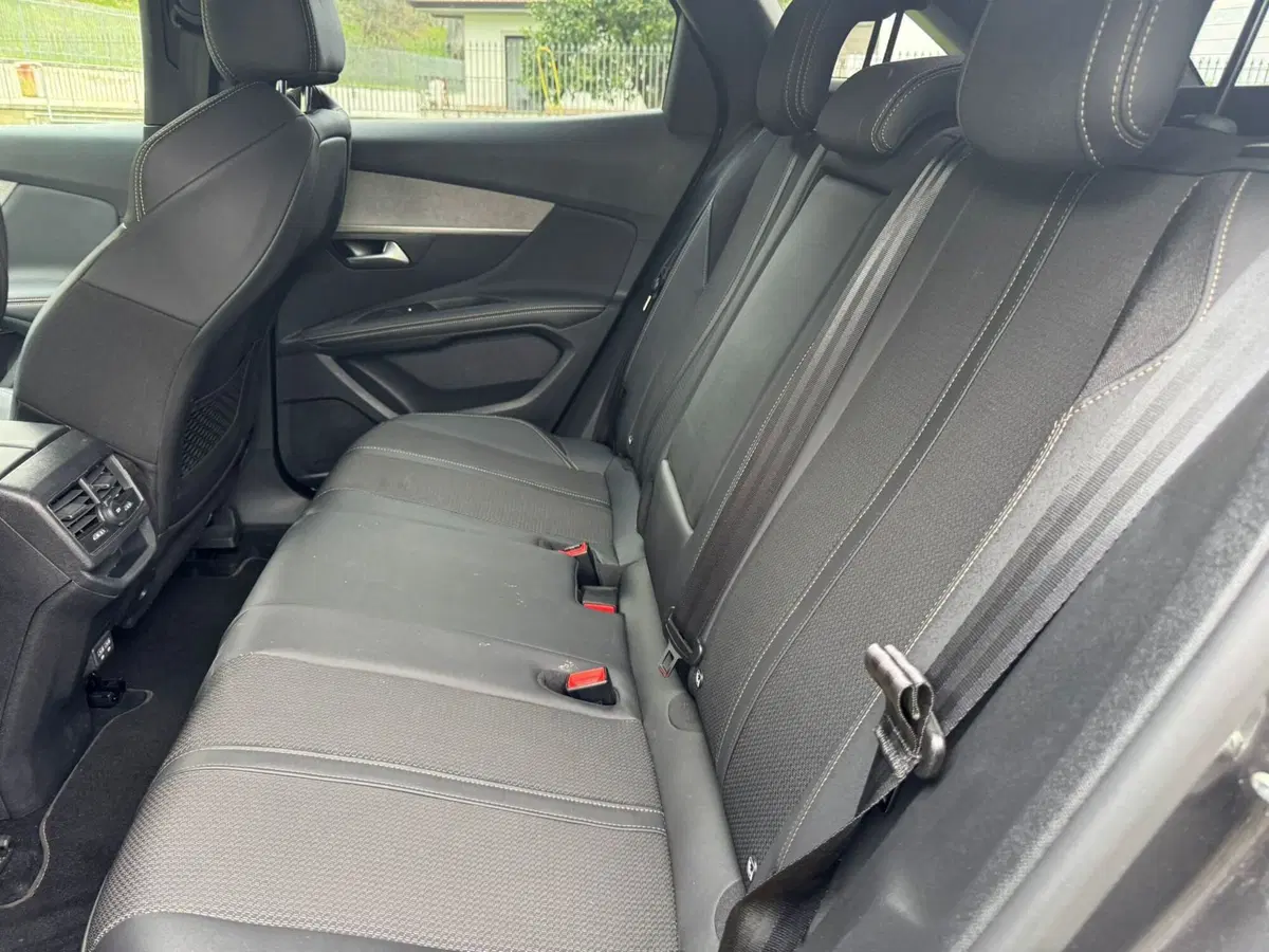 Peugeot 3008 usata a Salerno (17)
