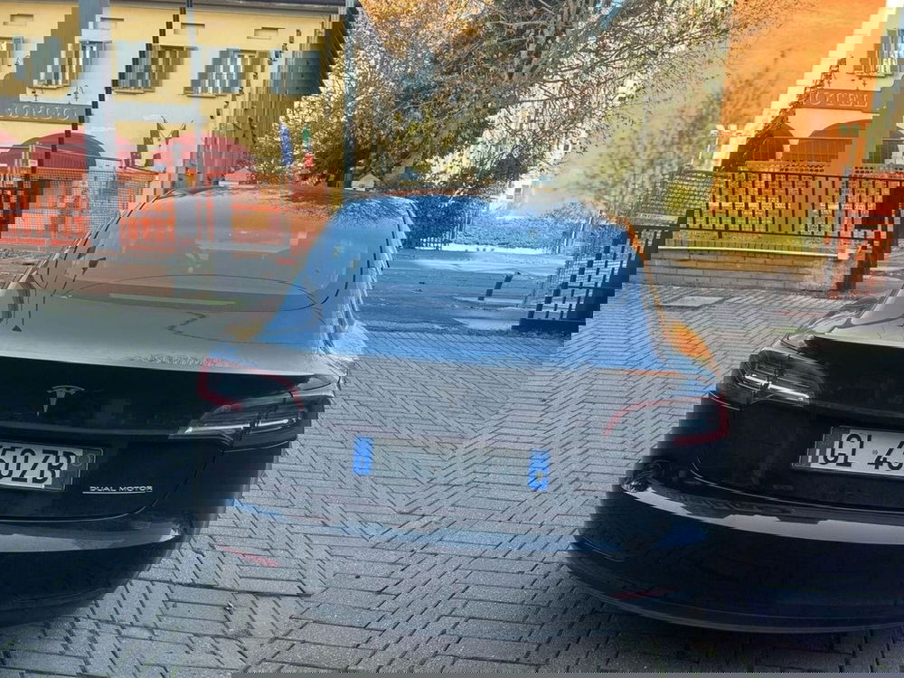 Tesla Model 3 usata a Salerno (12)