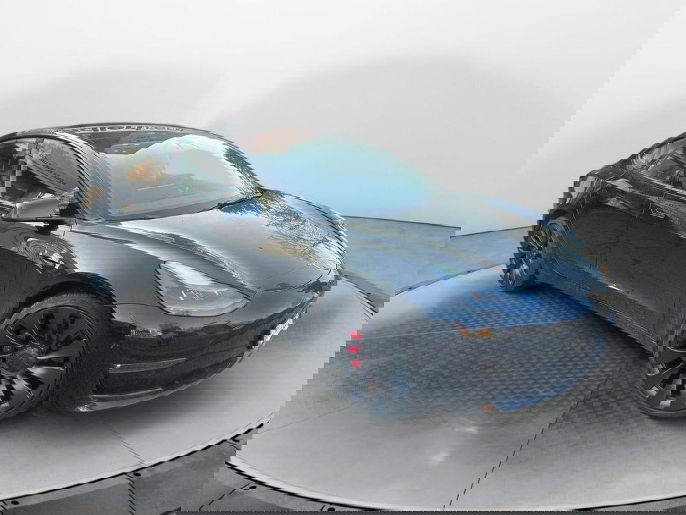 Tesla Model 3 usata a Salerno (2)