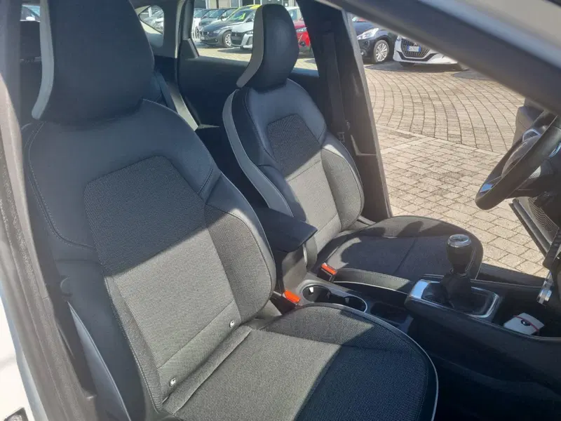 Renault Captur usata a Lucca (16)