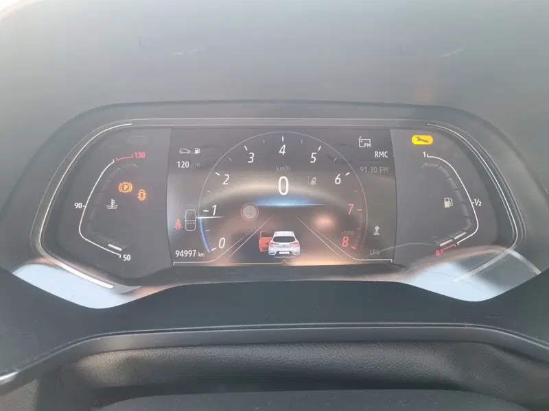 Renault Captur usata a Lucca (9)