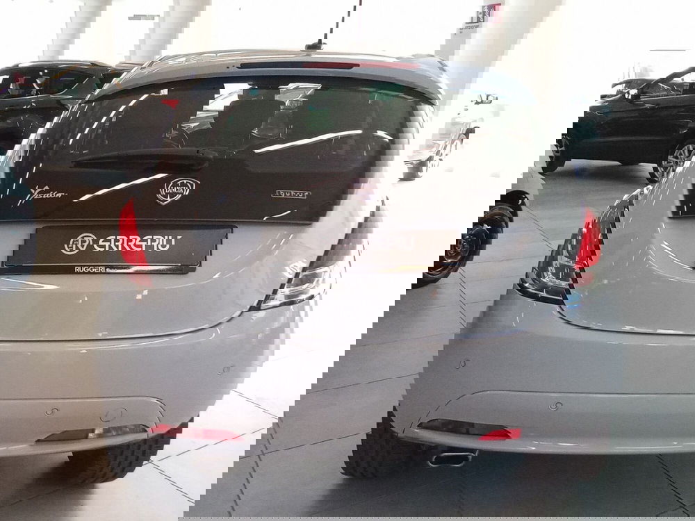 Lancia Ypsilon usata a Rimini (13)