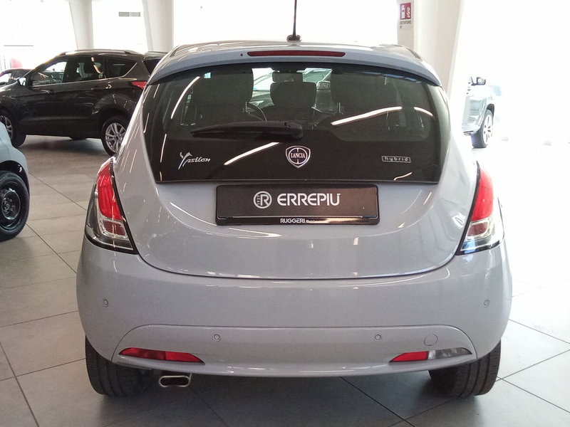 Lancia Ypsilon usata a Rimini (13)