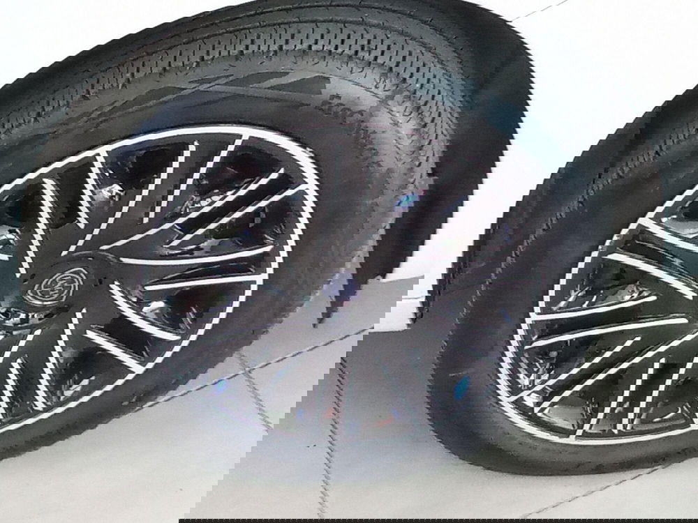 Lancia Ypsilon usata a Rimini (16)