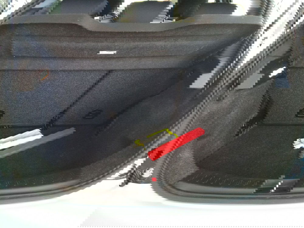 Lancia Ypsilon usata a Rimini (6)