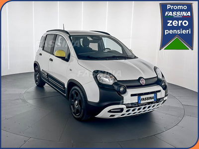 Fiat Panda 1.0 FireFly S&amp;S Hybrid City Cross del 2025 usata a Milano