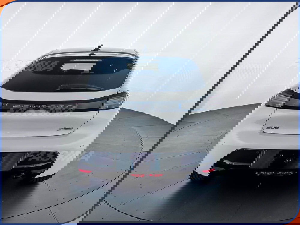 Peugeot 208 nuova a Milano (5)